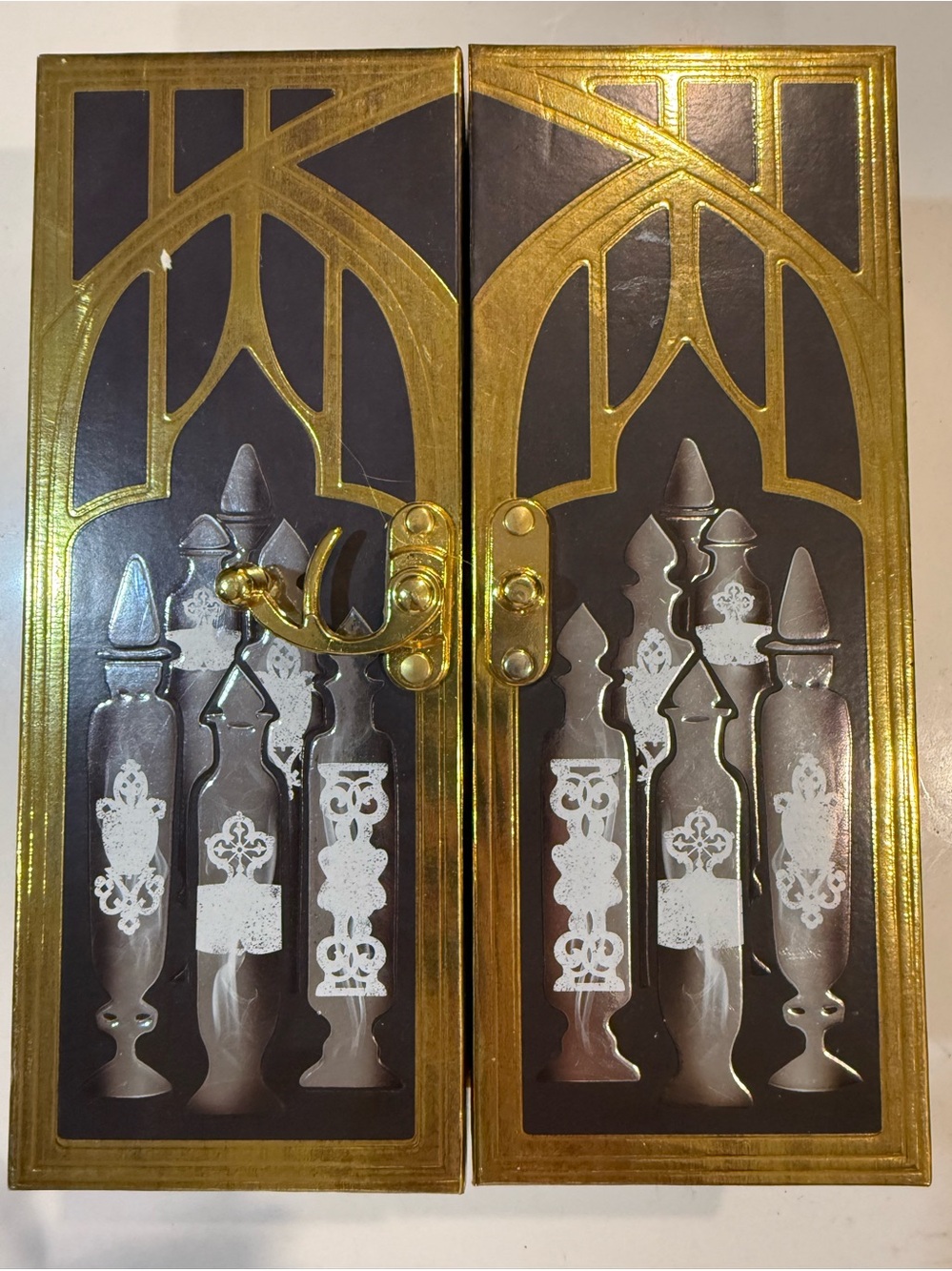 Harry Potter Pensieve Memory Set - Black and Gold - Picture 3 of 7